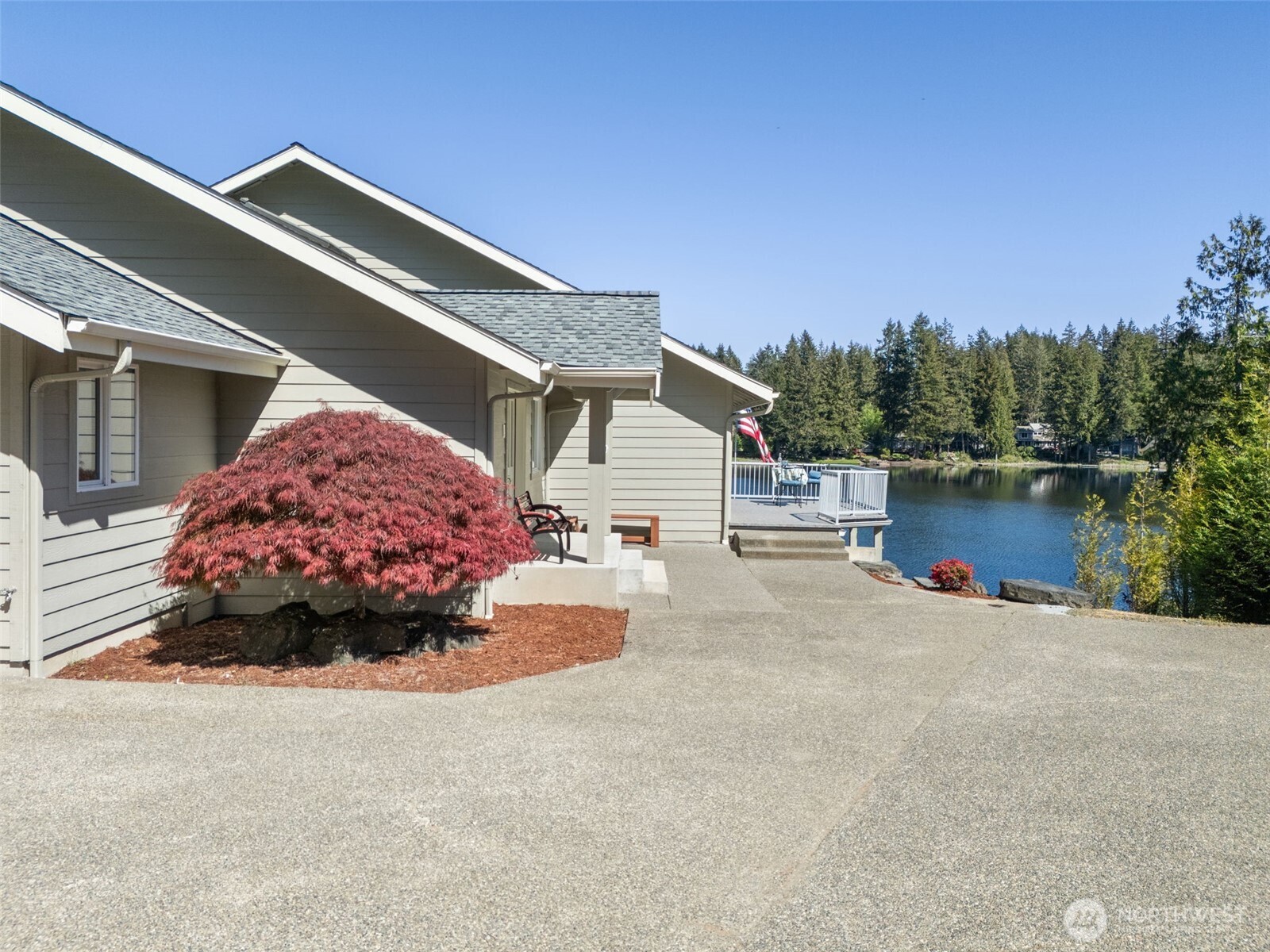 260 E Westlake Drive N