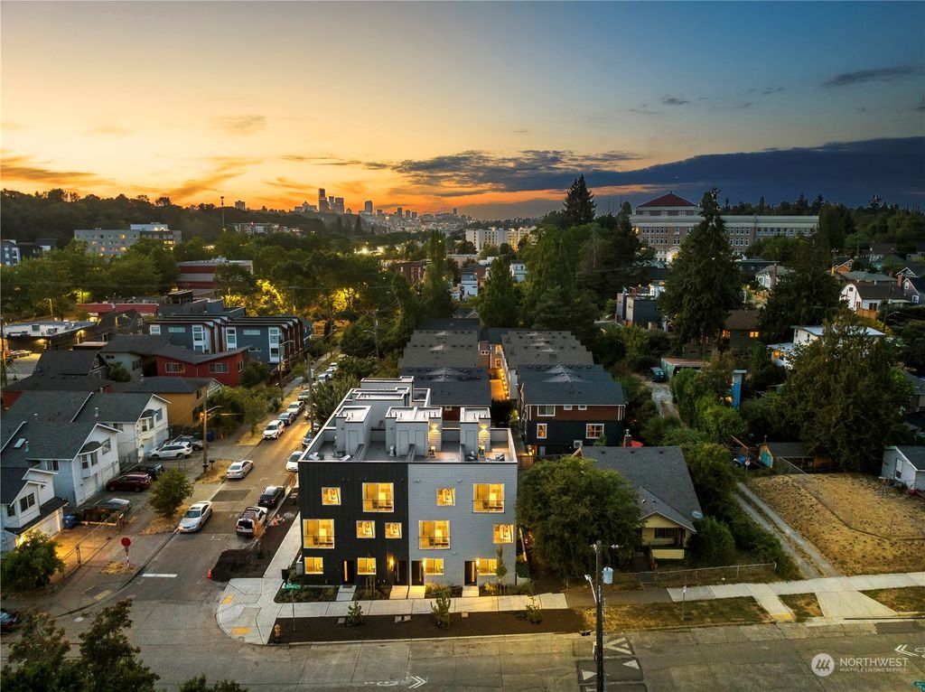 Photo of 3336 Wetmore Avenue S, Seattle, WA 98144 (MLS # 2317231)
