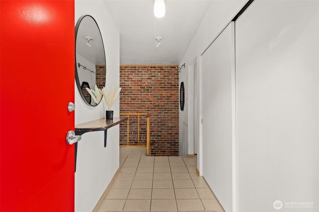 Photo of 15233 22nd Avenue SW, Burien, WA 98166 (MLS # 2479751)