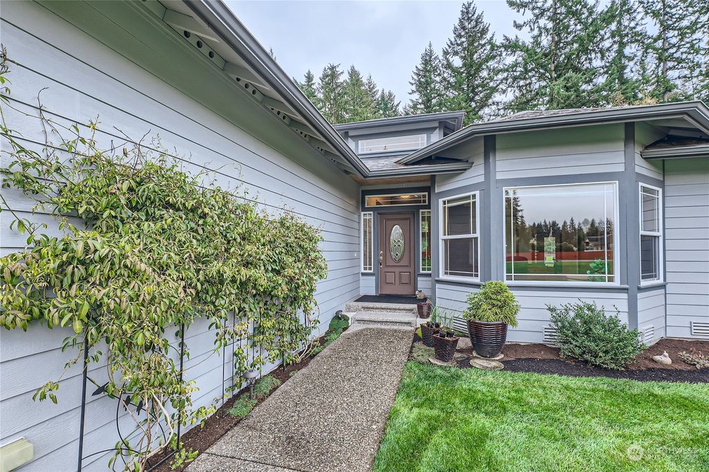 Photo of 6927 111th Drive NE, Lake Stevens, WA 98258 (MLS # 2218220)