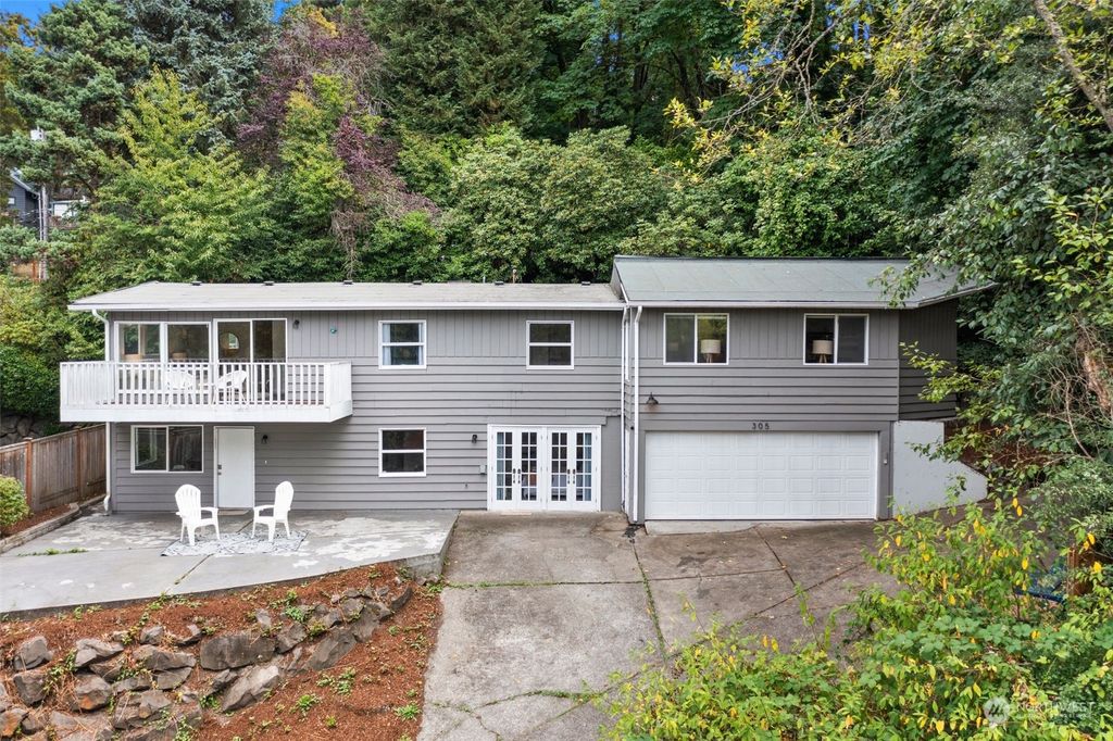 Photo of 305 34th Avenue E, Seattle, WA 98112 (MLS # 2150284)