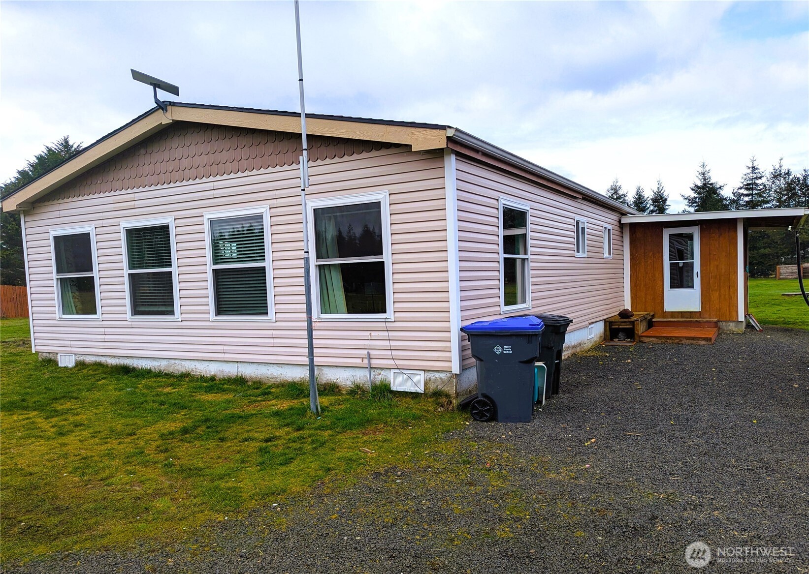 91 W Ayliffe Drive