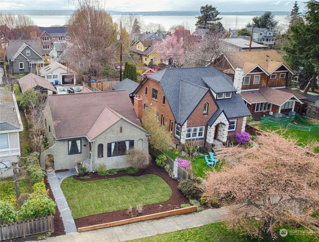 Photo of 1723 45th Avenue SW, Seattle, WA 98116 (MLS # 2209605)