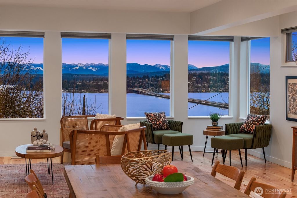 Photo of 811 30th Avenue S, Seattle, WA 98144 (MLS # 2346675)