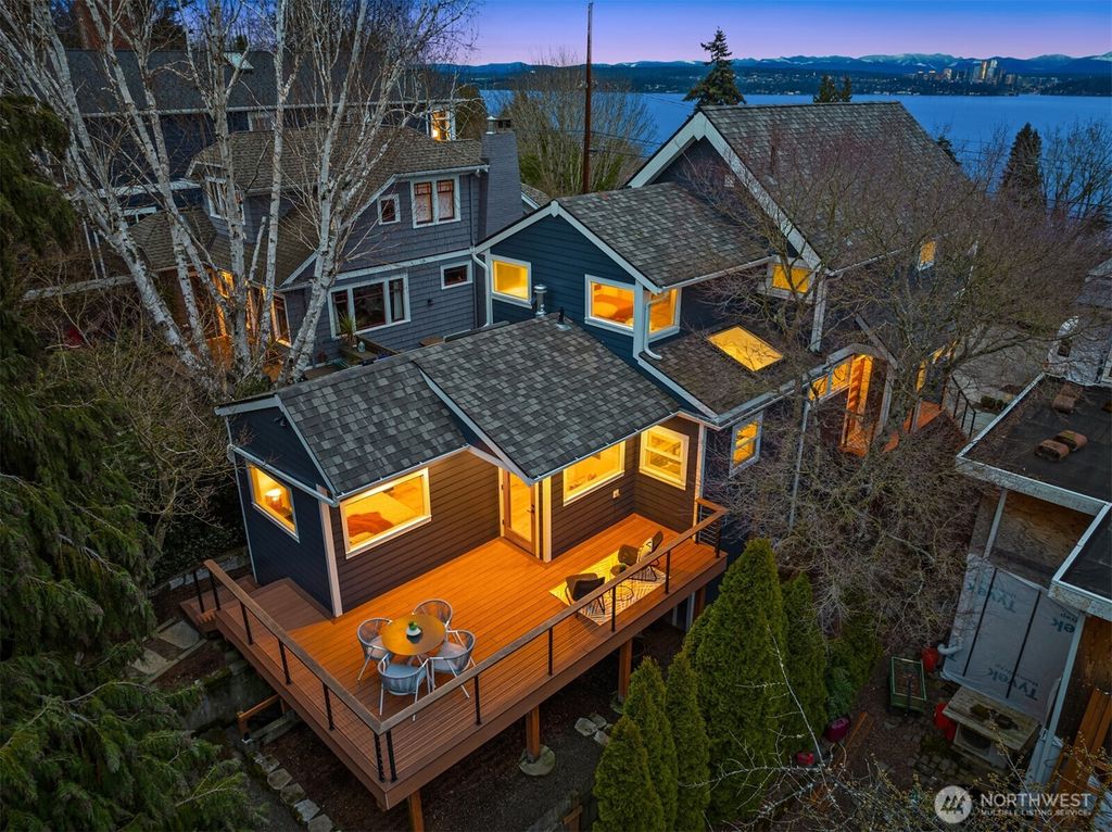 Photo of 811 30th Avenue S, Seattle, WA 98144 (MLS # 2346675)