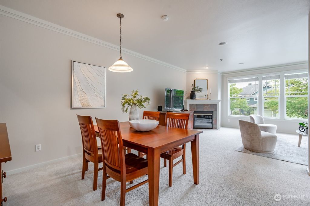 Photo of 16028 NE 94th Way, Redmond, WA 98052 (MLS # 2257306)