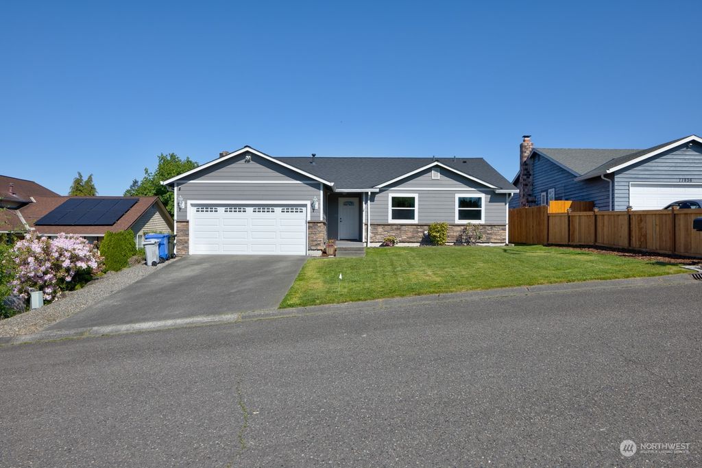 Photo of 11830 SE 261st Place, Kent, WA 98030 (MLS # 2237851)