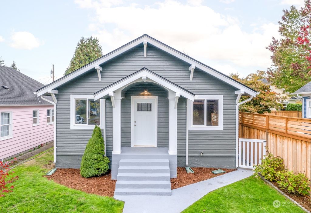 Photo of 1606 Lombard Avenue, Everett, WA 98201 (MLS # 2164405)
