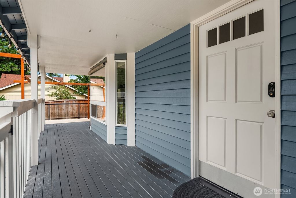 Photo of 23101 20th Avenue SE, Bothell, WA 98021 (MLS # 2422864)