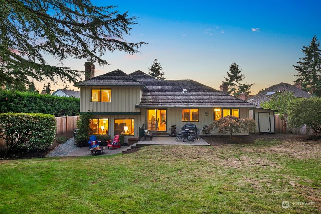 Photo of 10631 57th Place W, Mukilteo, WA 98275 (MLS # 2159250)