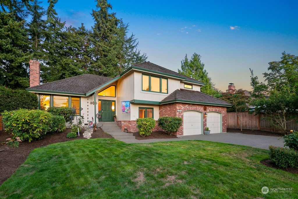 Photo of 10631 57th Place W, Mukilteo, WA 98275 (MLS # 2159250)