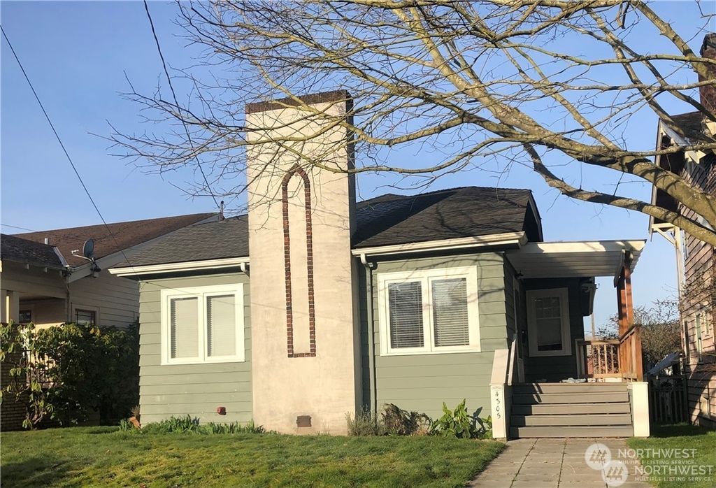 Photo of 4305 Densmore Avenue N, Seattle, WA 98103 (MLS # 2301756)