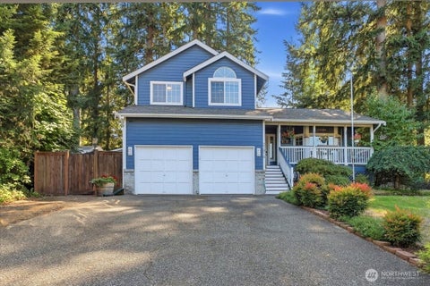 Photo of 21816 117th Street Ct E, Bonney Lake, WA 98391 (MLS # 2584023)