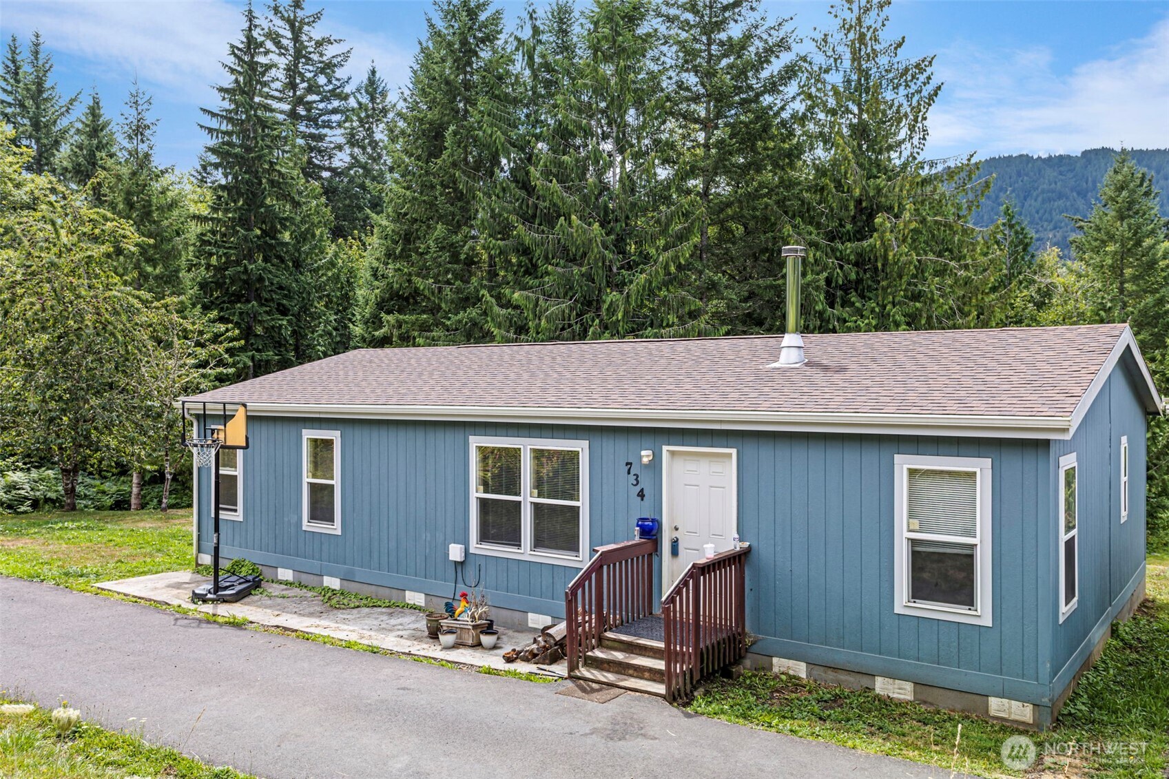 734 Davis Lake Road