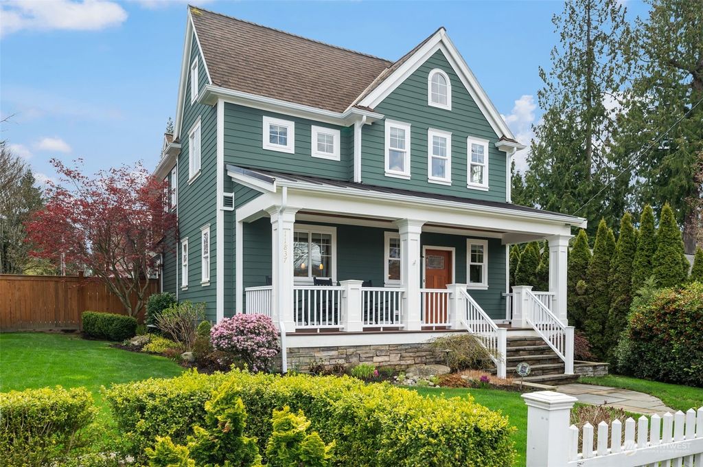 Photo of 11837 NE 75th Street, Kirkland, WA 98033 (MLS # 2055814)