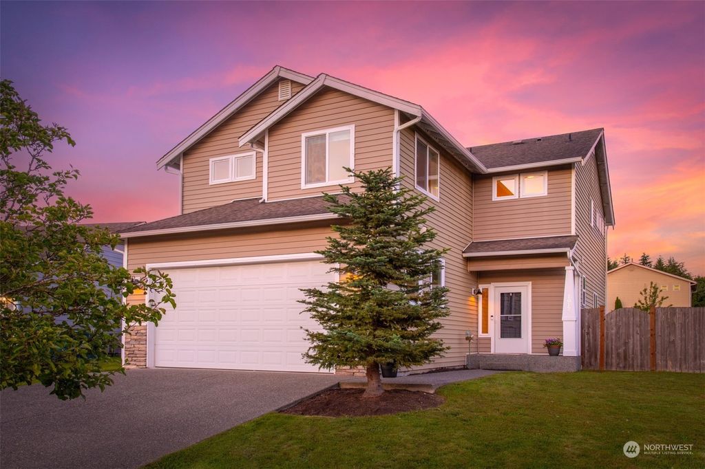 Photo of 1017 Alger Place, Snohomish, WA 98290 (MLS # 2253711)
