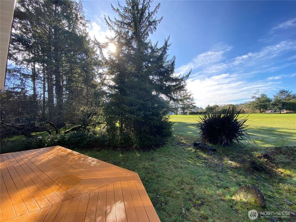 Photo of 169 Octopus Avenue NE, Ocean Shores, WA 98569 (MLS # 2486084)