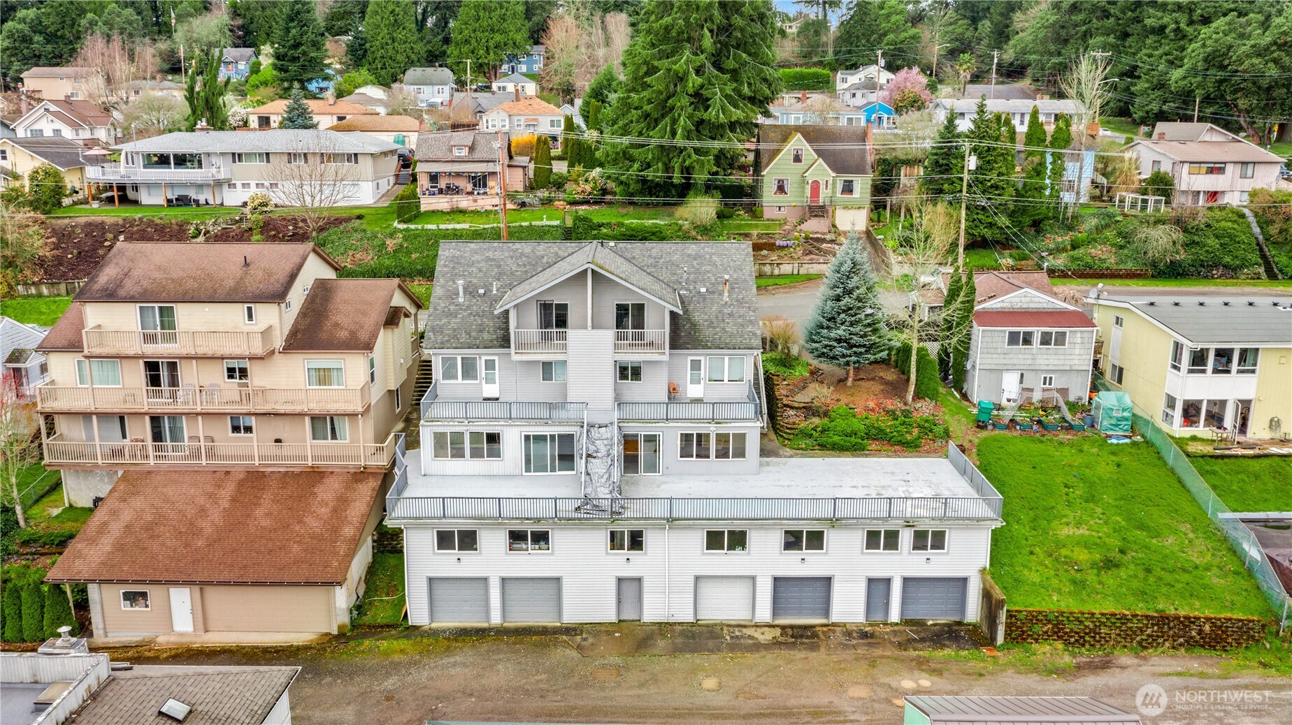 112 S Lafayette Avenue