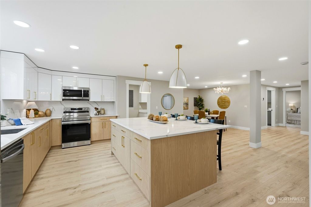 Photo of 130 203rd Place SW, Lynnwood, WA 98036 (MLS # 2467529)