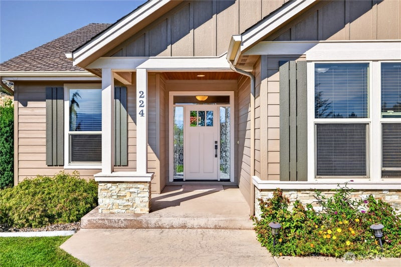 224 Rolling Hills Lane