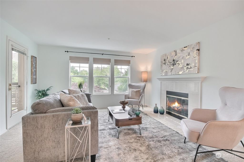 Photo of 4081 224th Lane SE #207, Issaquah, WA 98029 (MLS # 2137871)