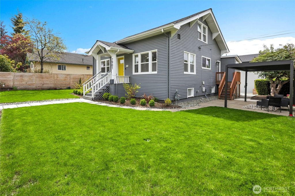 Photo of 7901 16th Avenue SW, Seattle, WA 98106 (MLS # 2510617)