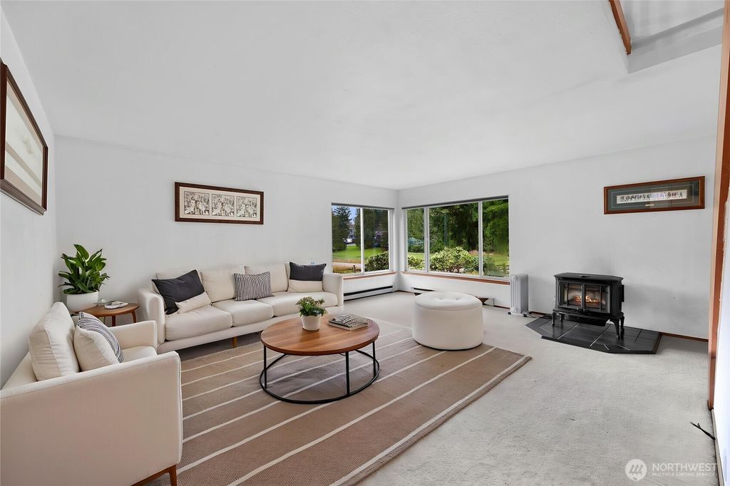 Photo of 13616 99th Avenue NE, Arlington, WA 98223 (MLS # 2491510)