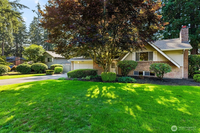 918 Altadena Avenue