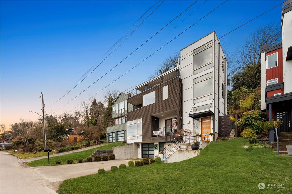 Photo of 2006 28th Avenue S, Seattle, WA 98144 (MLS # 2210205)