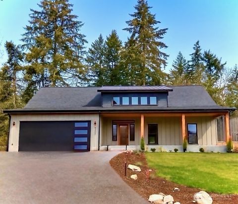Photo of 9303 129th Street Ct NW, Gig Harbor, WA 98329 (MLS # 2532733)