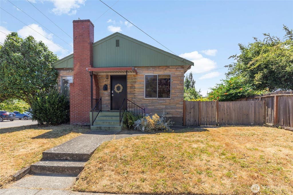 Photo of 1403 NW 59th Street, Seattle, WA 98107 (MLS # 2560451)