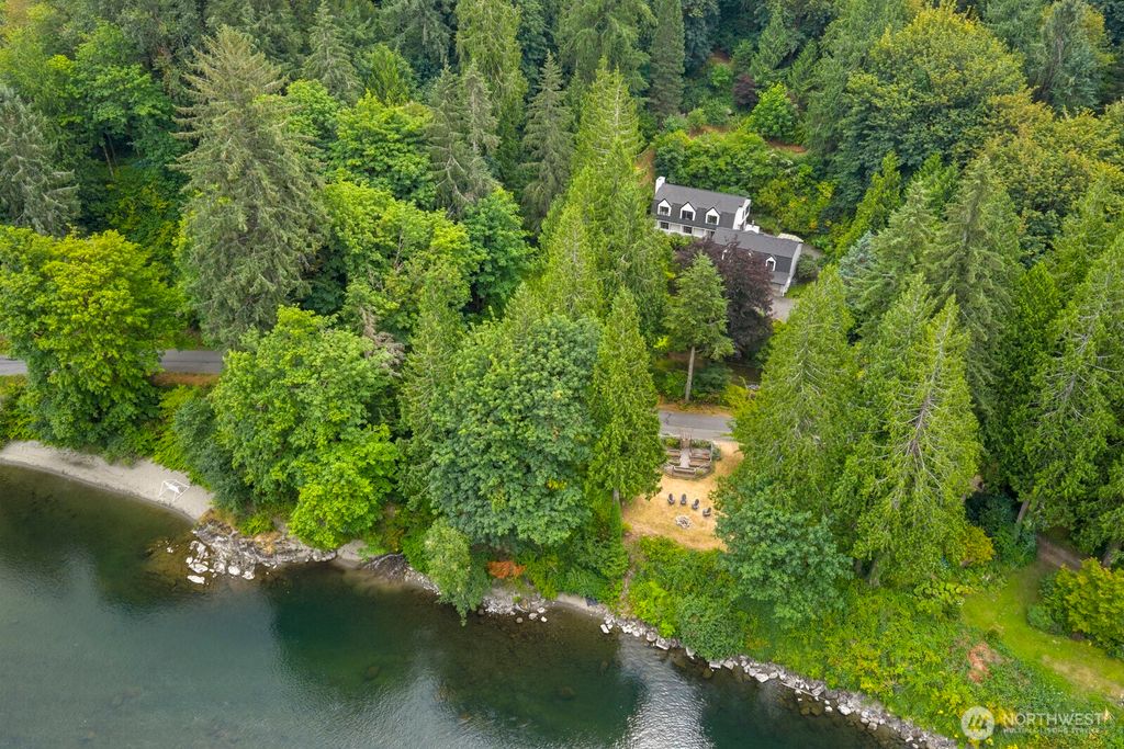 Photo of 35611 SE David Powell Road, Fall City, WA 98024 (MLS # 2442918)