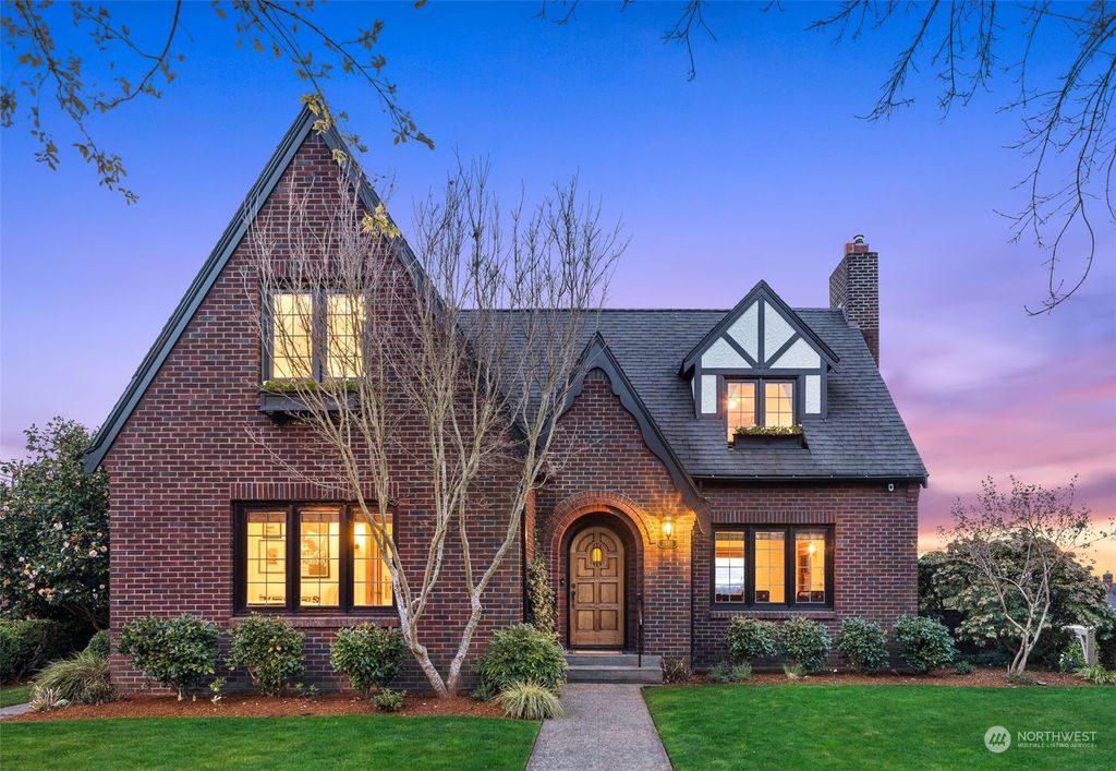 Photo of 2585 Crestmont Place W, Seattle, WA 98199 (MLS # 2053558)