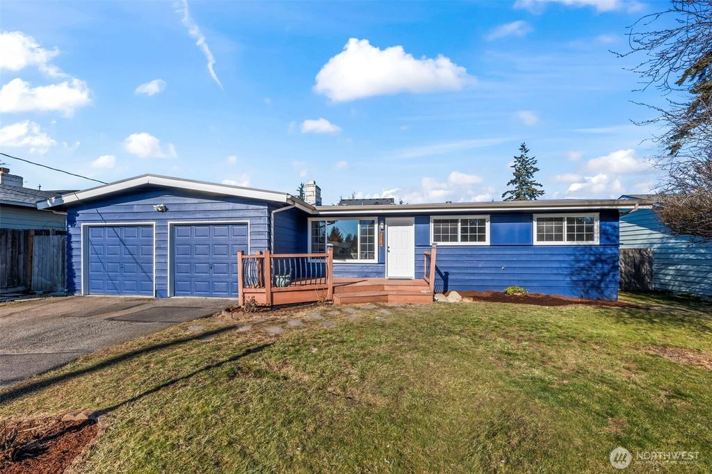 Photo of 4262 S 290th Street, Auburn, WA 98001 (MLS # 2327065)