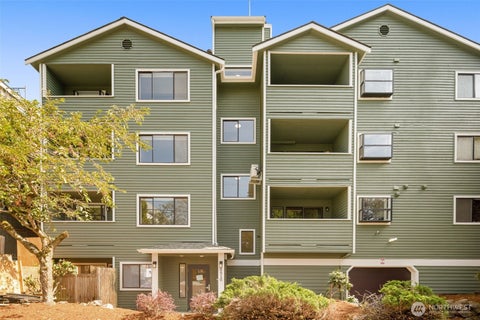 Photo of 8816 Nesbit Avenue N #104, Seattle, WA 98103 (MLS # 2577021)