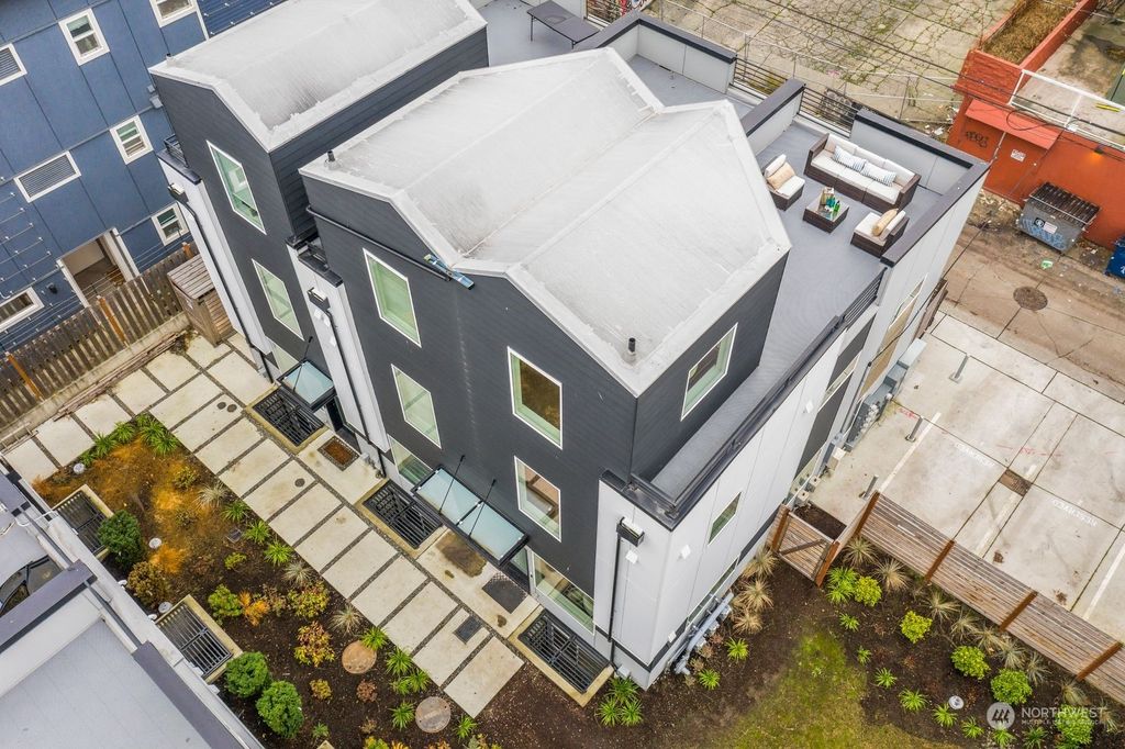 Photo of 5244 Brooklyn Avenue NE #A, Seattle, WA 98105 (MLS # 2022279)