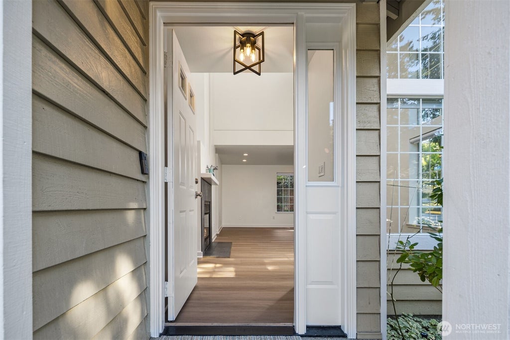 Photo of 8002 118th Court NE #11, Kirkland, WA 98033 (MLS # 2536998)