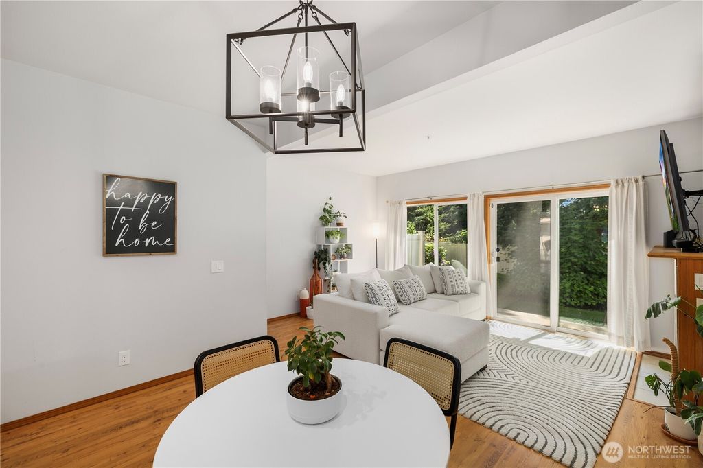 Photo of 418 17th Street SE #5C, Auburn, WA 98002 (MLS # 2469148)