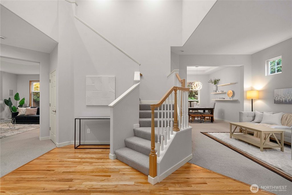 Photo of 25031 SE 41st Dr Dr, Issaquah, WA 98029 (MLS # 2300256)