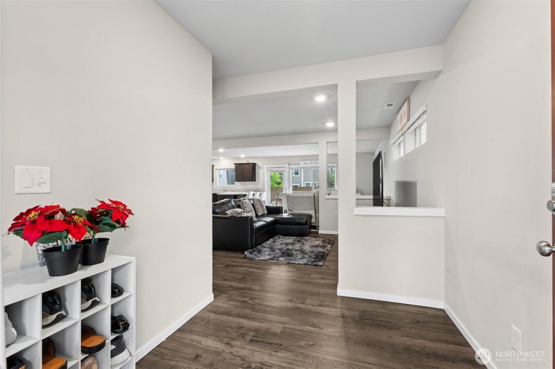 18711 108th Avenue E