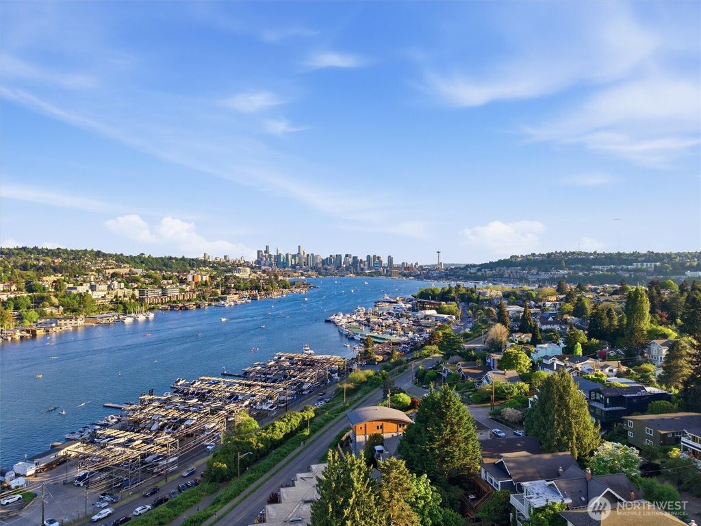 Photo of 2506 N 38th Street, Seattle, WA 98103 (MLS # 2520100)