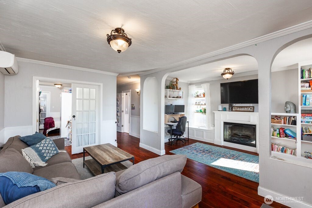 411 S 59th Street