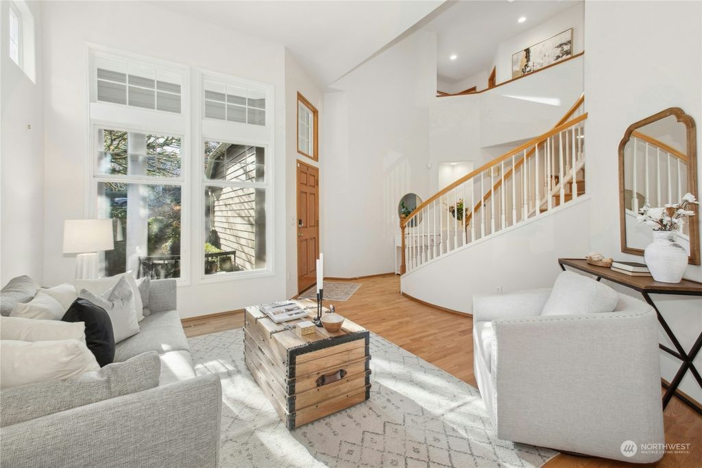 Photo of 25740 SE 41st Place, Sammamish, WA 98029 (MLS # 2326721)