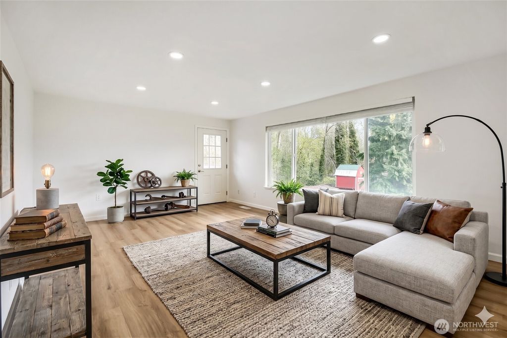 Photo of 12045 SE 210th Street, Kent, WA 98031 (MLS # 2509031)