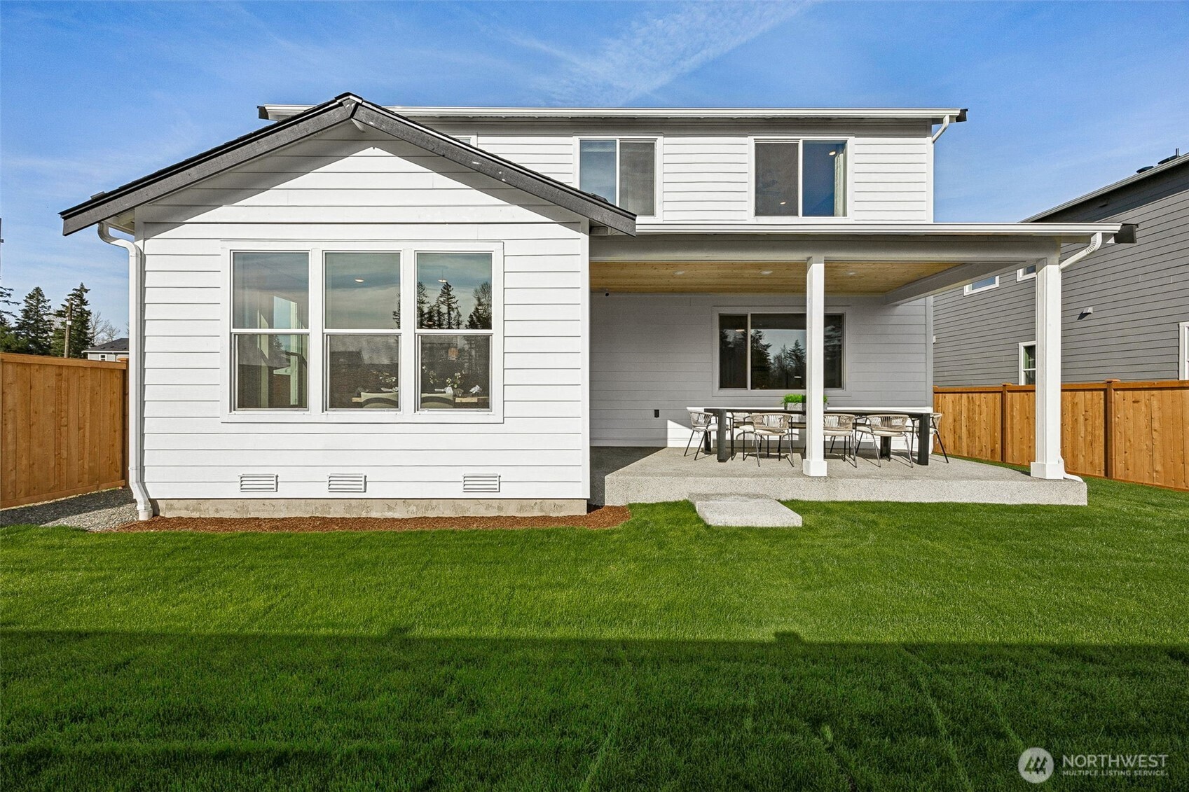 13914 180th Street E 24