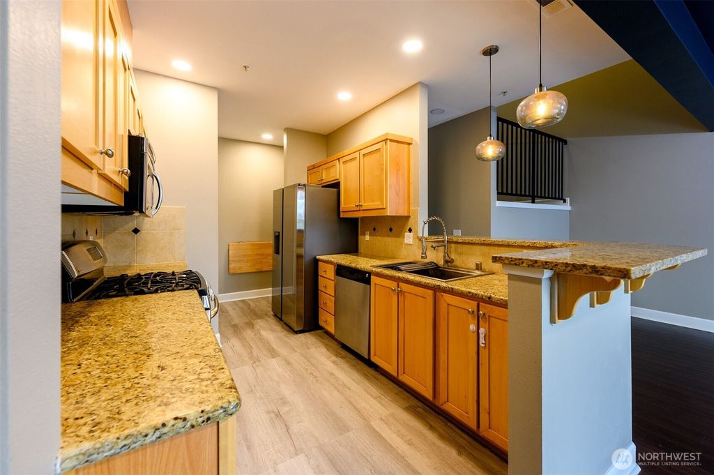 Photo of 19102 20th Drive SE #B204, Bothell, WA 98012 (MLS # 2466114)