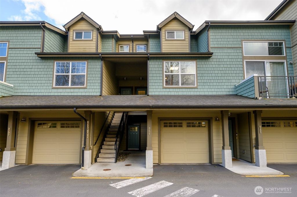Photo of 19102 20th Drive SE #B204, Bothell, WA 98012 (MLS # 2466114)