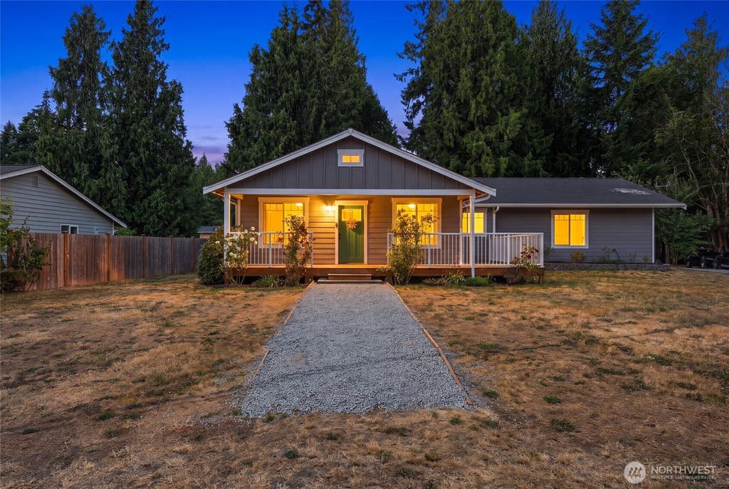 Photo of 1087 Idlewood Drive, Camano Island, WA 98282 (MLS # 2554631)