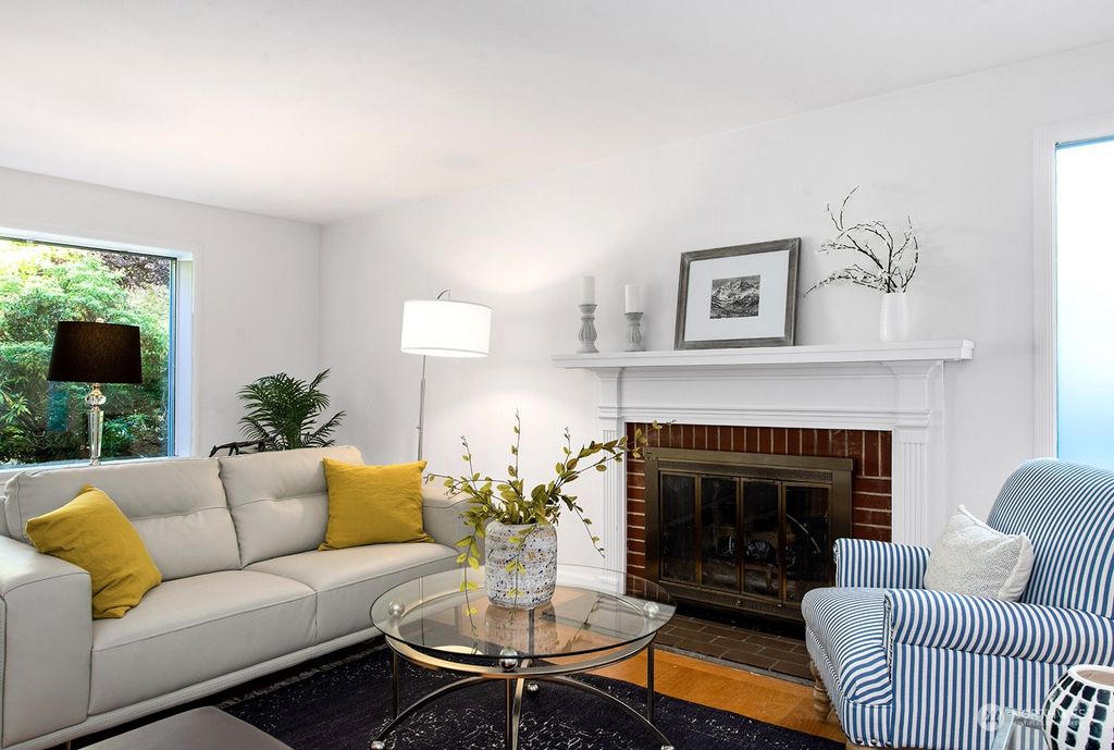 Photo of 3539 NE 86th Street, Seattle, WA 98115 (MLS # 2168754)