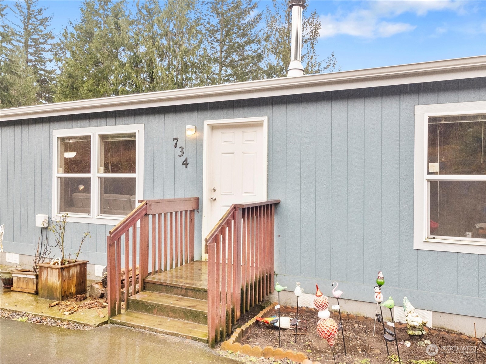 734 Davis Lake Road
